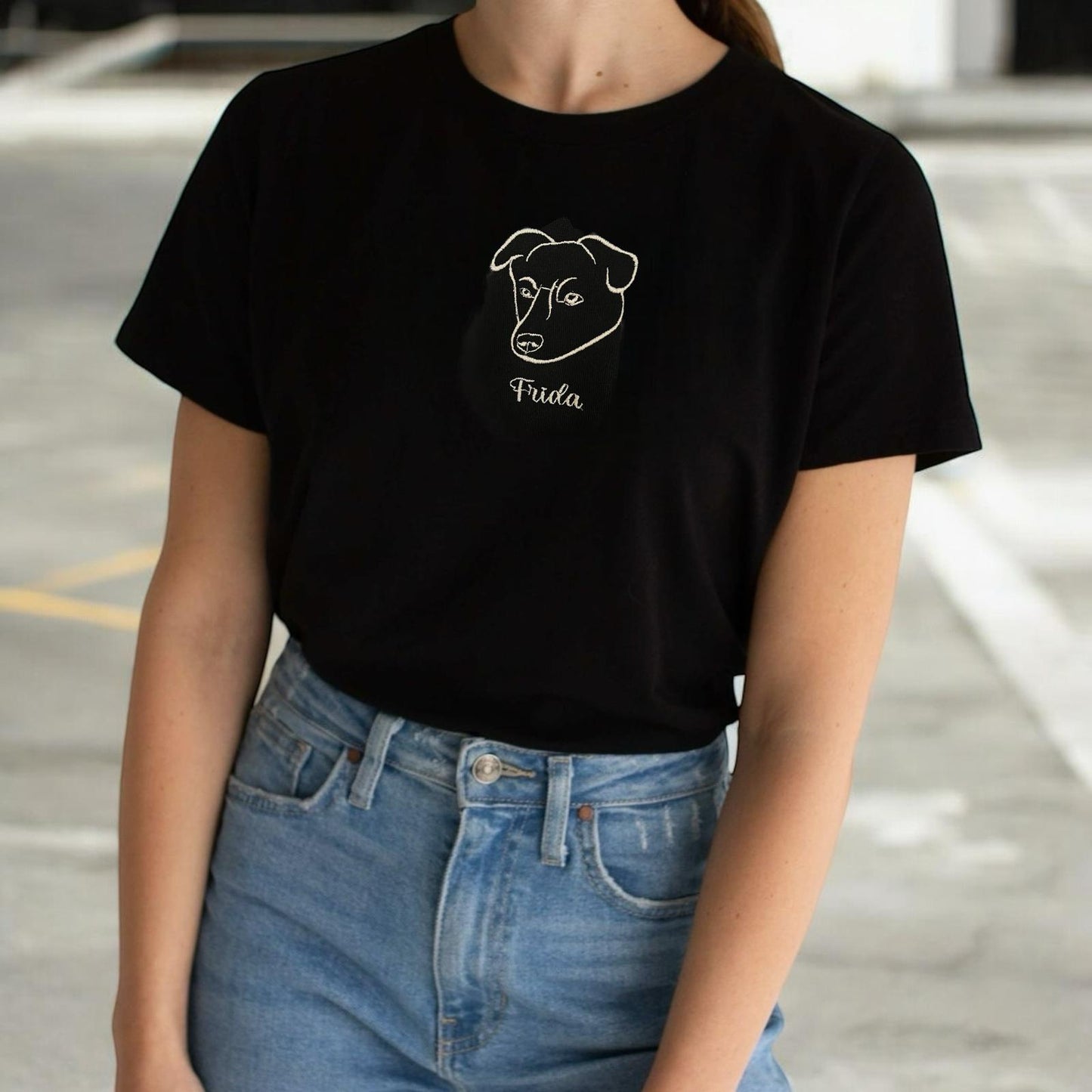 Remera Unisex Bordado con Retrato de Mascota  Lineal (Manga Corta)