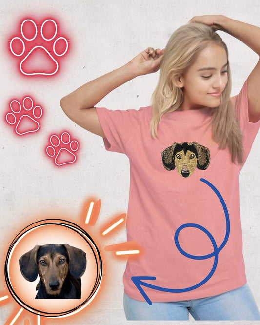 Remera Unisex Bordada con Retrato de Mascota (a Color) (Manga Corta)